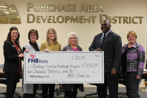 FNB Donates $200 to the Mayfield-Graves County Feeding America Program