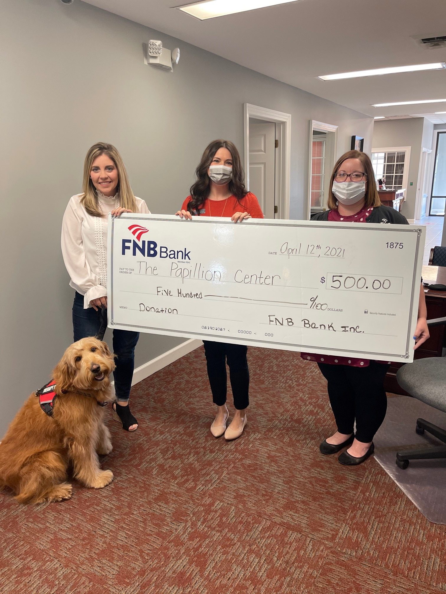 FNB Makes 500 Donation to The Papillion Center of Paducah Grow With FNB