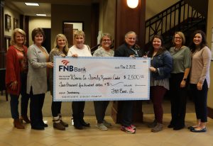 FNB Makes $5,000 Donation to Family Resource Centers for Mayfield and Graves Co. Schools